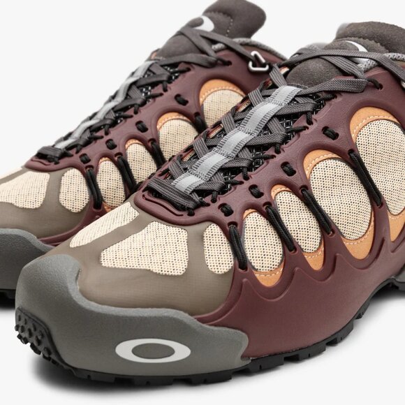 OAKLEY FACTORY TEAM X BRAIN DEAD IBEX RED SIZE 10 MENS NEW SHOE TRAIL HIKING - Picture 13 of 14